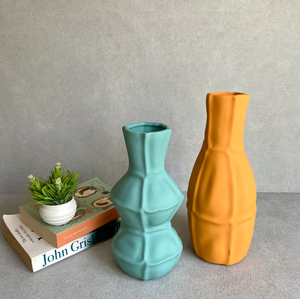 Vase en céramique créatif moderne Vase à fleurs en céramique artisanal indien Décoration de la maison Bureau et hôtel Design moderne Cer élégant - Product Image 1