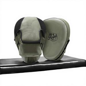 Boxeo Focus Mitts Equipo de entrenamiento Muay Thai Focus Pads Curved Punch Mitts Focus Pads - Product Image 1