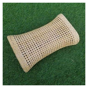 Découvrez le charme de l'oreiller en rotin Rattandragon fabriqué à la main: le confort naturel du Vietnam pour un sommeil facile et une décoration d'intérieur tendance - Product Image 6