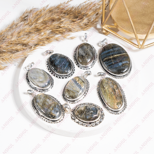 Pendentif ovale en labradorite tendance, cristaux de guérison de qualité supérieure pour la méditation, bijoux pour occasions spéciales, prix de gros - Product Image 4