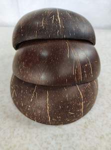 Bols en coquille de noix de coco authentiques fabriqués à la main au Vietnam pour une vie respectueuse de l'environnement - Product Image 5