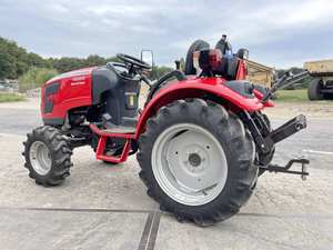 Tractor Massey Ferguson 6028 4WD nuevo y usado con garantía incluida para uso agrícola - Product Image 3