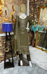 HAUT ET PANTALON DE SOIRÉE AVEC FANTAISIE DUPPATA - Product Image 6