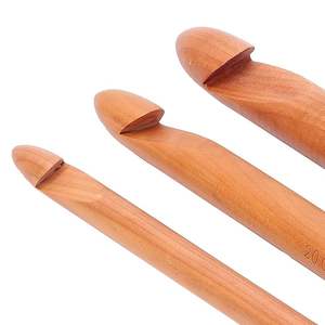 Ganchillo de madera artesanal suave para puntadas precisas, ganchillo de madera tallada de primera calidad para proyectos detallados, bajo costo - Product Image 1