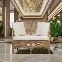 Canapé confortable à deux places de style asiatique classique en Cordella pour hôtel, villa, appartement, salon, fabrication indonésienne CV Craftindo