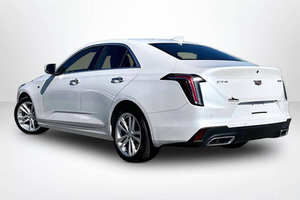 Cadillac CT4 Luxury 2023 USADO EN EXCELENTES CONDICIONES - Product Image 2