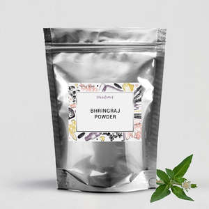 Polvo de Bhringraj para el Crecimiento y Reparación del Cabello, Tratamiento Herbal para el Cuidado del Cabello con Aceite de Árbol de Té, Aceite Natural Fragante para el Cuero Cabelludo - Product Image 2