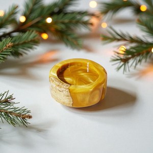 Porte-bougie artisanal en résine et bois, forme personnalisée, pour la décoration de la maison et les intérieurs de luxe - Product Image 4