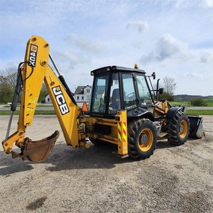 Chargeuse-pelleteuse JCB 4CX d'occasion en excellent état, dotée de composants essentiels (moteur et roulement) pour inspection par rapport et vidéo - Product Image 4