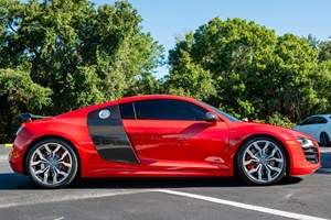 AUDI R8 V10 Coupé d'occasion 2010, conduite à gauche/droite - Product Image 4