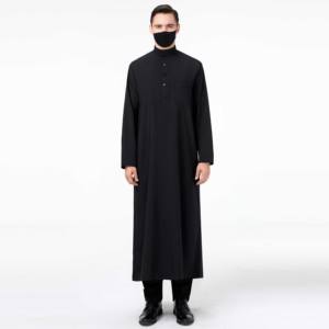 Thobe Jubbah islamique brodé d'été 2024 pour hommes Vente en gros Dubaï Koweït Daffah Thobes Fabricant OEM Services - Product Image 1
