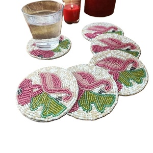 Posavasos de bordado con cuentas de semillas decorativas para fiestas de boda posavasos redondo personalizado con diseño de cuentas de semillas - Product Image 1