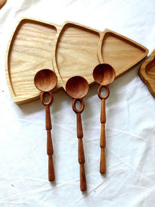 Cuillère en bois naturel, ustensile de cuisine adapté à la cuisine, au mélange, au service et à l'exportation vers les marchés de gros mondiaux - Product Image 2