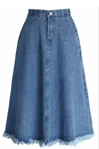 Faldas largas de mezclilla un armario Looks esenciales con faldas largas de mezclilla clásicas Boho Meets Casual Faldas largas Inspiración - Product Image 5