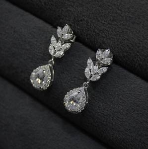 925 estampado D Color VVS1 plata Moissanite joyería pera gota pendientes para Opción de regalo para colección de joyas de moissanita de plata - Product Image 4