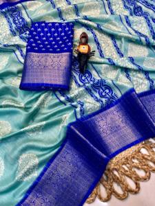 ส่าหรีผ้าไหม rekko ที่สวยงามด้วยการออกแบบดอกไม้ทั้งหมดพร้อมกับเส้นขอบทอที่ตัดกัน - Product Image 2