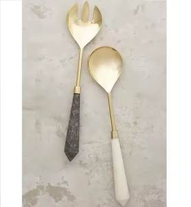 Utensilios de cocina de nuevo diseño, servidor de ensalada de acero espejado con mango de madera para servir juego de cubiertos de ensalada - Product Image 6