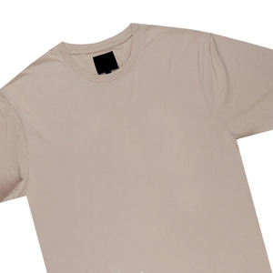 Venta al por mayor precios bajos casual deportes Fitness hombres pantalones cortos conjunto al por mayor transpirable diseño personalizado hombres pantalones cortos conjunto - Product Image 2