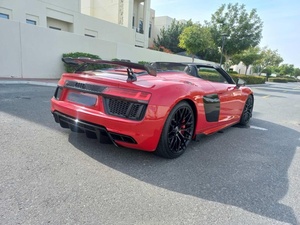Audi R8 5.2L V10 Turbo 2018 Usado, Tracción en las Cuatro Ruedas, con Interior de Cuero Oscuro - Product Image 3