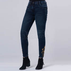 Vente en gros personnalisé femmes respirant droit décontracté grande taille jeans 100% coton Offre Spéciale d'été - Product Image 6