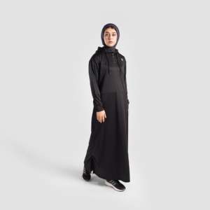 Ropa Deportiva Enigma Modest con Top Cubierto en Negro - Product Image 4