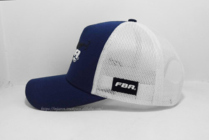 Gorra de camionero personalizable de dos tonos, bordado 3D, malla blanca frontal azul marino, gorra de rendimiento elegante, fabricante de moda de Vietnam - Product Image 3