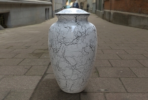 สีขาวหินอ่อนความสง่างามเผาศพโกศสำหรับเถ้ามนุษย์โกศจาก L MAX B ส่งออกผู้ผลิตอินเดียอุปกรณ์งานศพ - Product Image 3