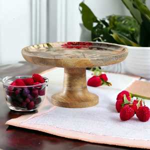 Support à gâteau OneTier en bois dernier modèle fabriqué à la main avec base sculptée à la main Serveur à gâteau en bois pour table - Product Image 1