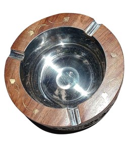 Accessoire de qualité supérieure cendrier à cigares bois incrusté de métal motif de luxe unique Logo personnalisé et barre de bureau d'hôtel solide de haute qualité - Product Image 1