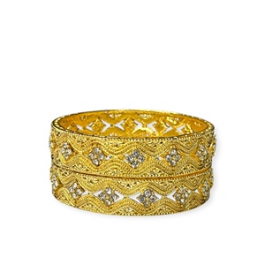 กำไลข้อมือดีไซน์เก๋ทันสมัยทรงเรขาคณิตประดับมุกชุบทองสำหรับผู้หญิง สวมใส่ในงานแต่งงานหรืองานเฉลิมฉลอง คุณภาพส่งออก เครื่องประดับเลียนแบบ - Product Image 3