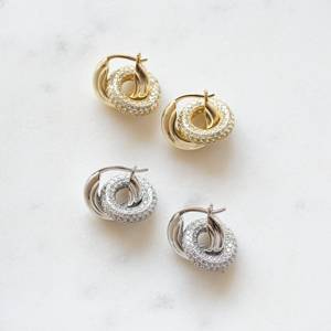 Boucles d'oreilles créoles amovibles en argent sterling plaqué or avec diamants CZ taille brillant - Bijoux pour cadeaux et fêtes - Product Image 1