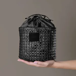 Borsa Clutch Personalizzata in Rafia Trozzle, Sacche Sportive Personalizzabili con Coulisse per Promozioni - Product Image 3