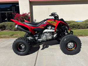 Nouveaux VTT Raptors 700R SE 2025 d'origine, rouge/noir - Product Image 3