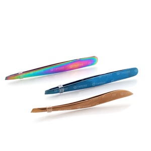 Pinzas Profesionales de Acero Inoxidable para Depilación Facial y de Cejas, Ultrafinas, Inclinadas y con Punta Puntiaguda para una Depilación Precisa - Product Image 1