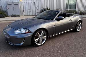 Jaguar XKR Cabriolet 2010 d'occasion, sans réserve, 510 ch, V8 suralimenté, gris lunaire, non modifié - Product Image 3