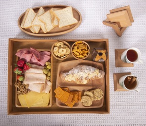 Bandeja de Servir Curva de Madera de Haya Extra Grande de 50x38cm - Bandeja de Madera Maciza Premium - Bandeja de Madera Natural para Desayuno y Cena - Product Image 5