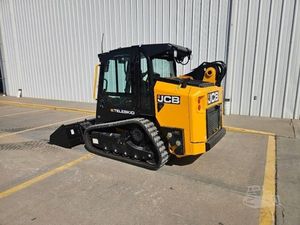 Minicargadora de orugas JCB 2TS-7T en buen estado con trituradora forestal FAE, alto rendimiento, gran demanda, máquina de la mejor calidad - Product Image 3