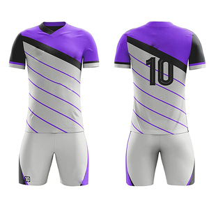 Ropa de fútbol de diseño personalizado al por mayor 2025, uniforme de fútbol barato de alta calidad, ropa de entrenamiento de poliéster transpirable estampada - Product Image 5
