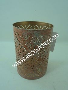 Bougeoir couleur or dernier modèle Accessoires de décoration de table pour la maison Bougeoir en métal de haute qualité pour les fournisseurs en gros - Product Image 2