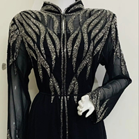 Robe de soirée élégante et tendance en georgette à manches longues, longueur cheville, ouverte sur le devant, Abaya Kaftan pour femmes, mode musulmane, ornée à la main