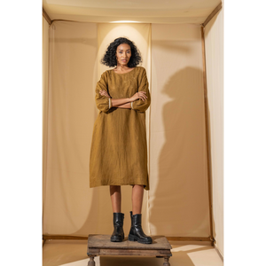 ชุดเดรส VIHA Elegent-ผ้าลินินทอมือ 100% สีมัสตาร์ดเข้ม ระบายอากาศได้ดี ไซส์พลัส รับทำโลโก้ตามสั่ง บริการ ODM สำหรับงานเลี้ยงกลางวันและงานทางการ - Product Image 2