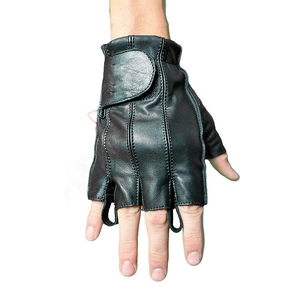 Gants de sécurité en cuir longs pour hommes de haute qualité des meilleurs fabricants pour la conduite en plein air pour un usage quotidien et les voyages! En vente! - Product Image 5
