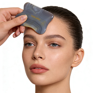 Herramienta Facial Gua Sha de Ágata Gris Natural con Logotipo Personalizado, Nuevo Producto, Piedra de Ágata Gris con Borde Irregular, Empaquetado en Caja - Product Image 2