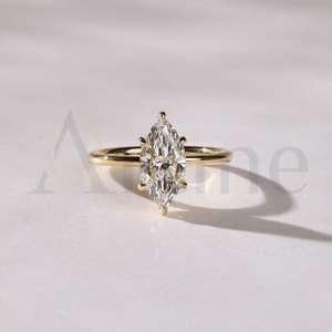 Bagues de fiançailles de mariage en or jaune 14 carats classiques de luxe pour femmes de haute qualité avec diamants cultivés en laboratoire - Product Image 1