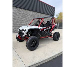 Oferta Calma: Honda Talon 1000R FOX Live Valve UTV 2025, Listo para Envío - Product Image 4