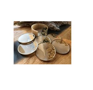 Hermoso juego de posavasos de resina hechos a mano para decoración del hogar, elaborados con material duradero, ideales para regalar. - Product Image 2