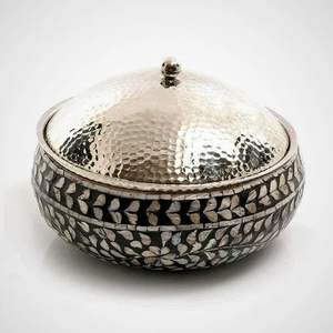 Pot en métal design nacré élégant de haute qualité pour pot meilleur délicieux fait à la main de luxe casserole ronde cuisine de table - Product Image 2