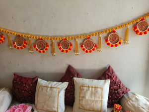 Fait à la main Gota Pom Pom Toran/ Bandarwar avec glands de perles indien Toran porte d'entrée suspendue Pooja Room & Diwali décoration de la maison - Product Image 4