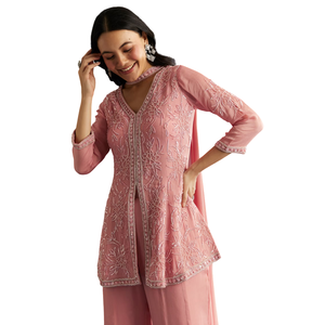 Conjunto de Chinon Kurta rosa con gargantilla estilo Dupatta, venta al por mayor de Ropa Étnica para mujer, proveedor de fábrica OEM, traje de fiesta festivo personalizado - Product Image 3