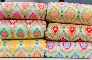 Textile de qualité supérieure en tissu brodé de paillettes avec motif de broderie complexe - Product Image 2